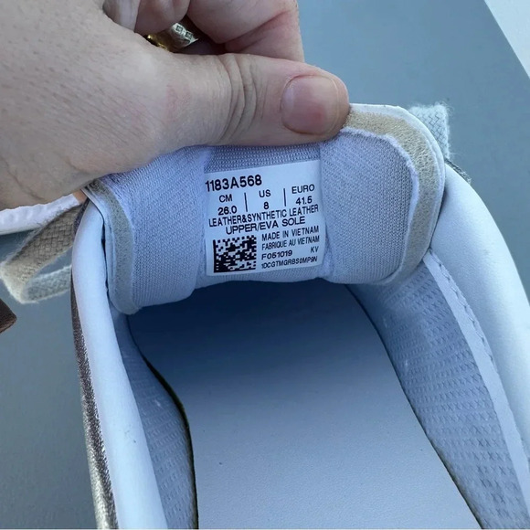 Onitsuka Tiger Lawnship 3.0 Metallic Court Sneaker Like New Mens 8 - Picture 12 of 13